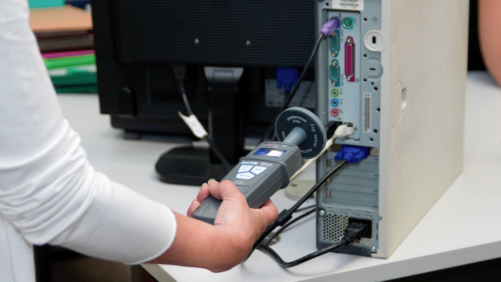 Metrix VX0100 Niederfrequenz (NF)-Elektrosmogmessgerät