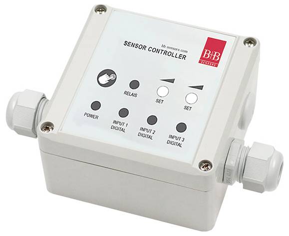 Sensorsteuerung mit beschrifteten Tasten für Stromversorgung, Relais, Einstellung, digitaler Eingang 1, digitaler Eingang 2, digitaler Eingang 3 und B+B-Logo.