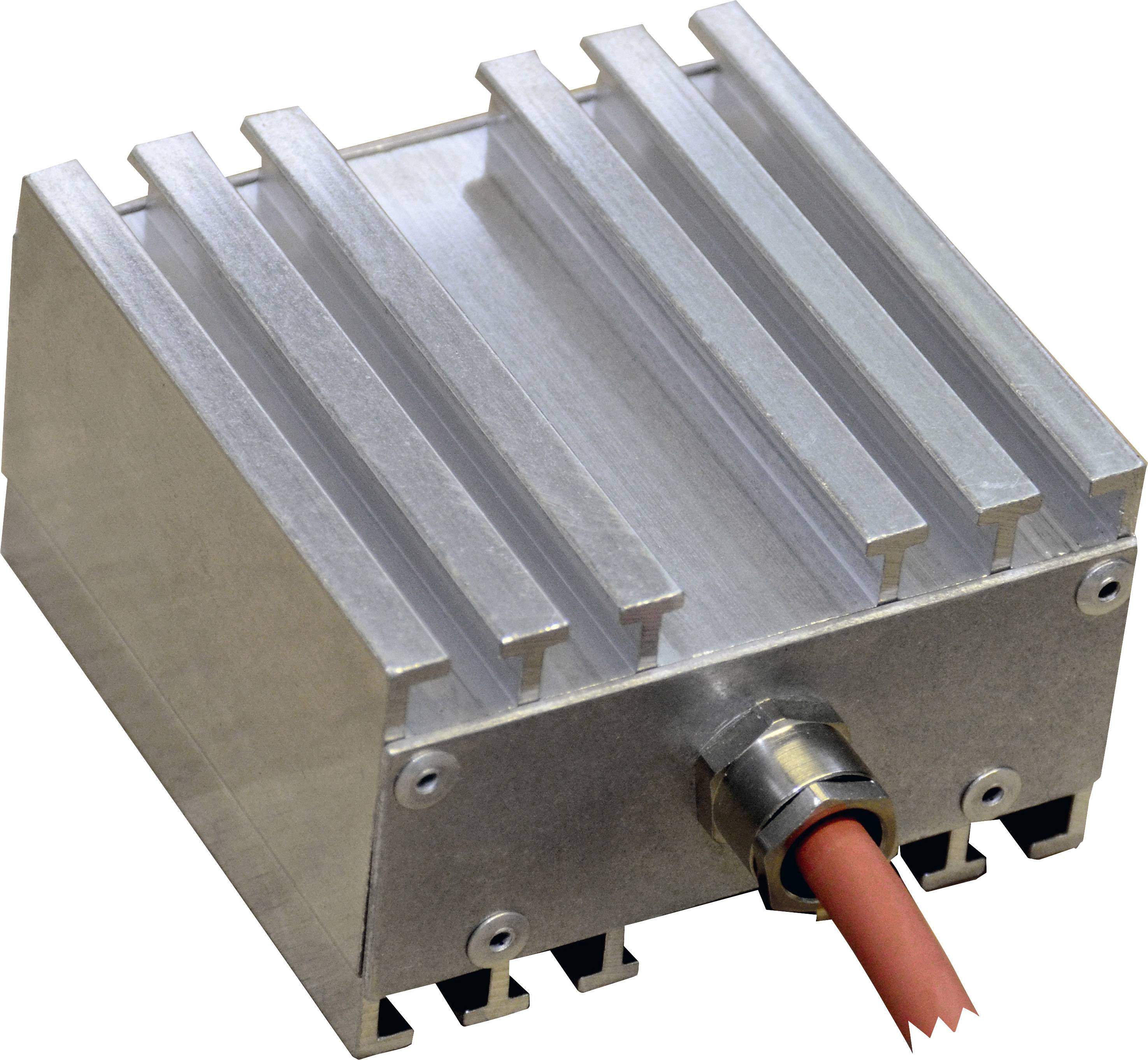 Ein Kühler aus Metall mit Kühlrippen. Er dient zur Wärmeabfuhr von elektronischen Bauteilen. Ein rotes Kabel ist angeschlossen.