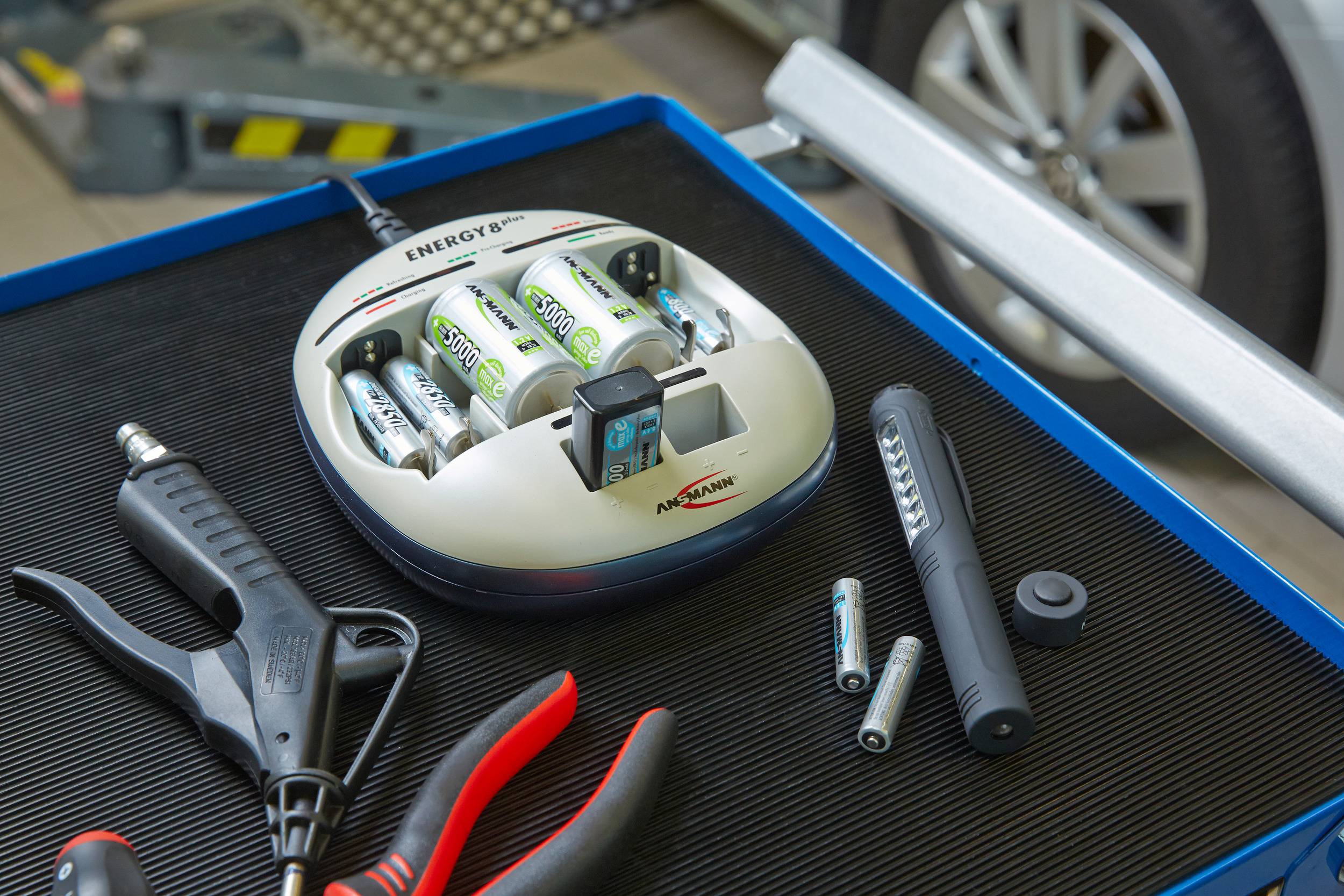 Ansmann Energy 8 plus Rundzellen-Ladegerät NiCd, NiMH Micro (AAA), Mignon (AA), Baby (C), Mono (D), 9 V Block