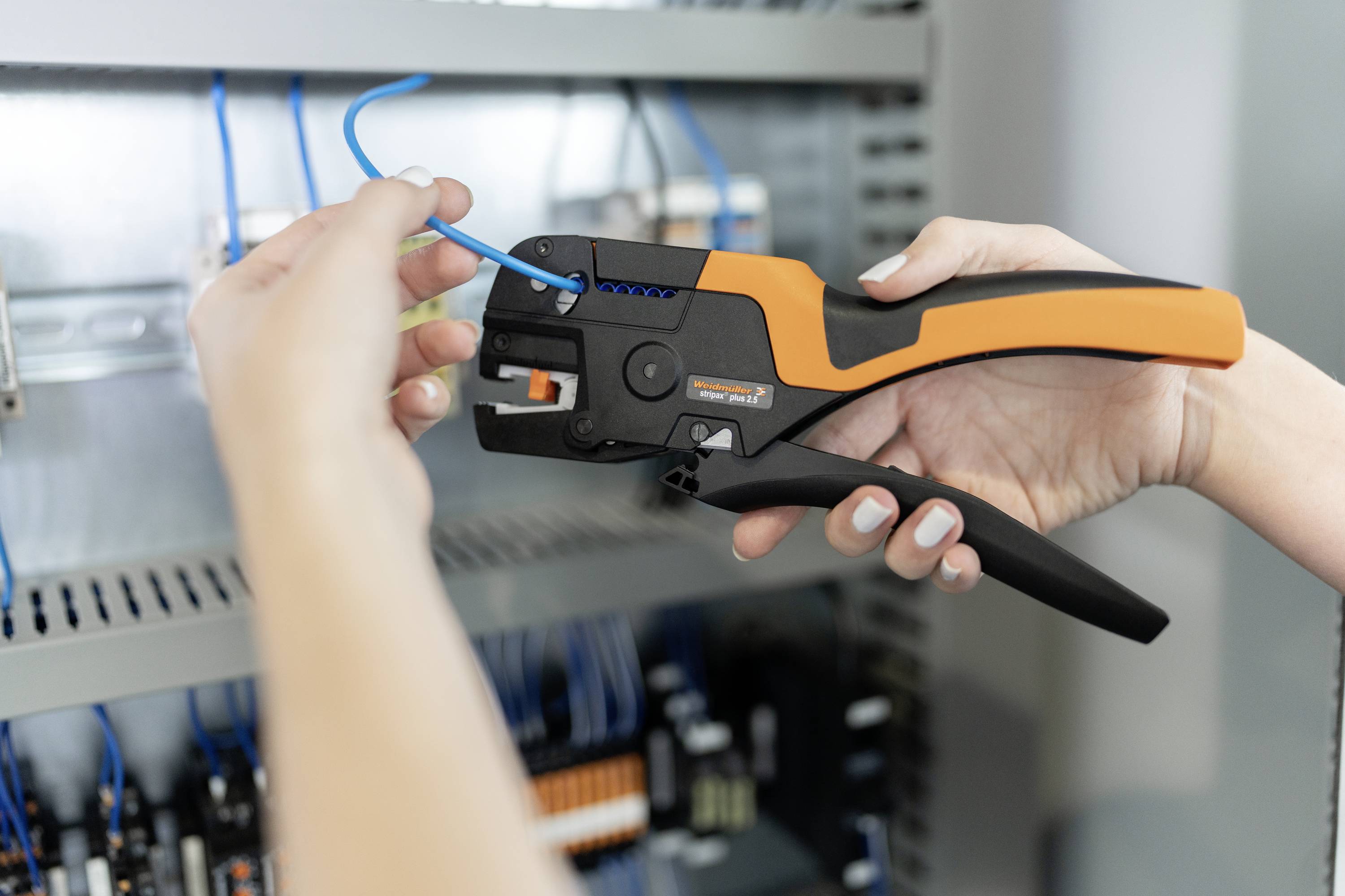 Weidmüller STRIPAX PLUS 2.5 9020000000 Crimpzange Verkettete Aderendhülsenstreifen 0.5 bis 2.5 mm²