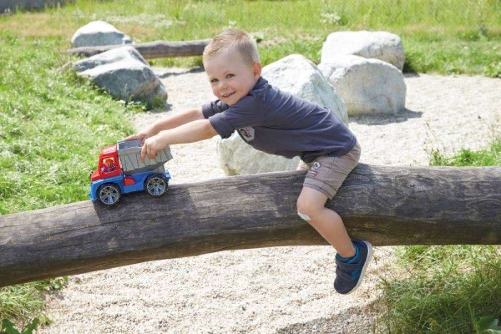 Truxx Kipper, Schaukarton