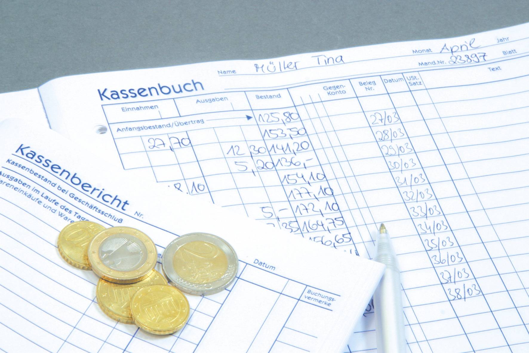 Avery-Zweckform Kassenbericht Formular 305 DIN A5 Weiß Anzahl der Blätter: 50selbstdurchschreibend: Nein