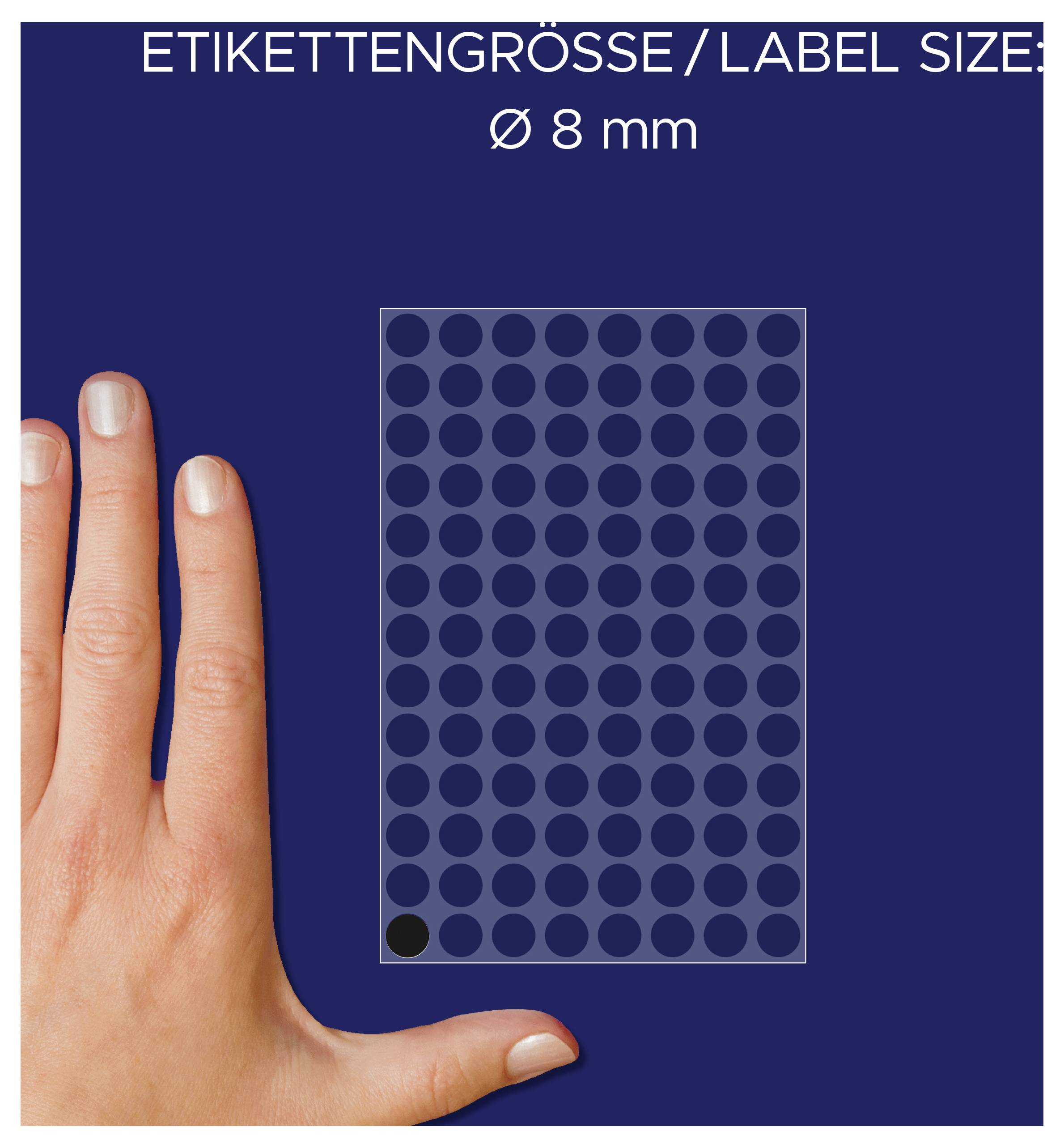 Größenhinweis für Etiketten: 'ETIKETTENGRÖSSE / LABEL SIZE' mit 'Ø 8 mm' und einer Musterplatte aus kleinen runden Punkten neben einer Hand als Größenvergleich.
