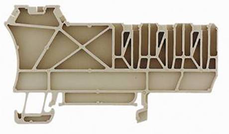 Ein Querschnitt eines Profils, das aus mehreren Kammern und Verstärkungen besteht, zeigt seine komplexe innere Struktur und Materialien.