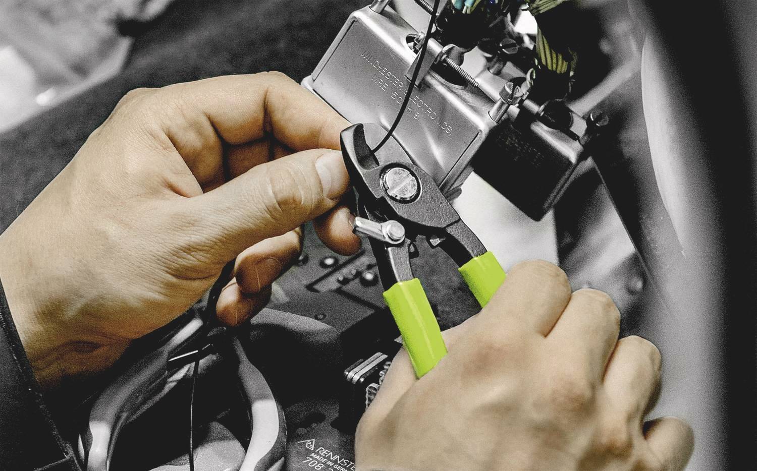 Rennsteig Werkzeuge D15 700 016 3 Kabelschere Geeignet für (Abisoliertechnik) Alu- und Kupferkabel, ein- und mehrdrähtig 15mm