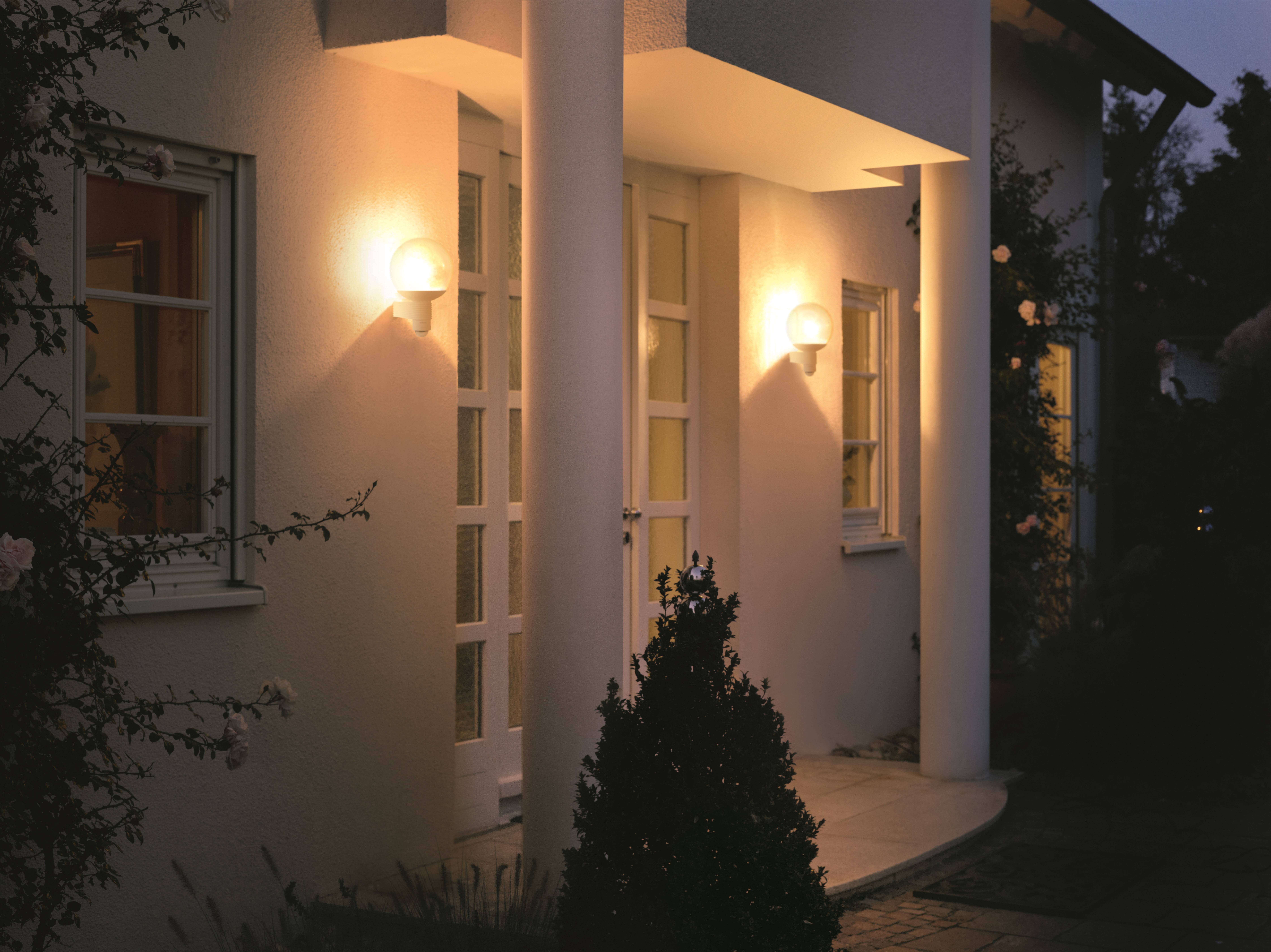 Steinel L 400 S 611118 Außenwandleuchte mit Bewegungsmelder Energiesparlampe, LED E27 60W Weiß