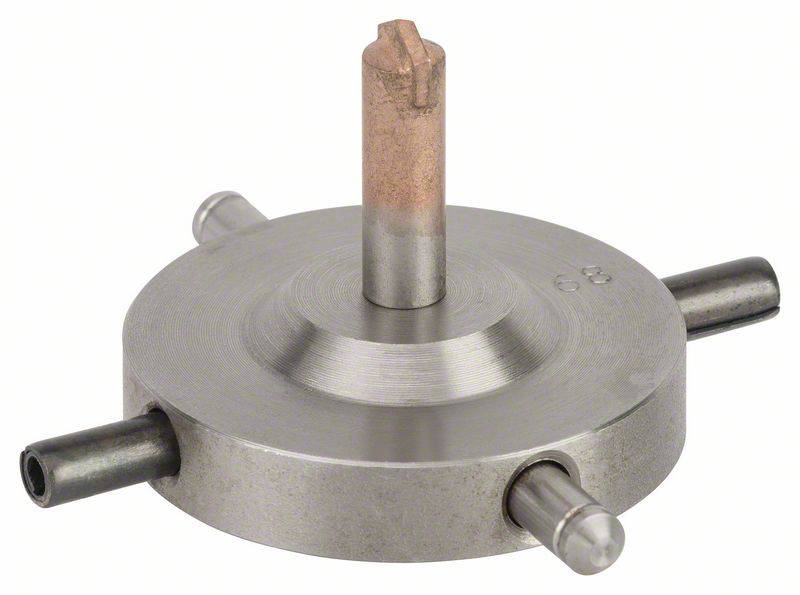 Ein Metallbauteil mit zylindrischem Mittelstück und drei radialen Ausläufern; möglicherweise Maschinenteil oder Werkzeug.