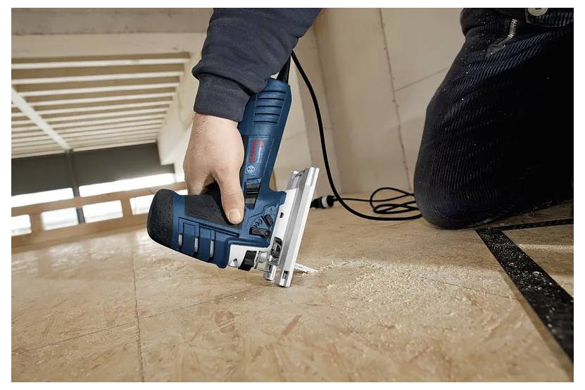 Bosch Professional GST 150 CE Pendelhubstichsäge 0601512000 inkl. Koffer 780W