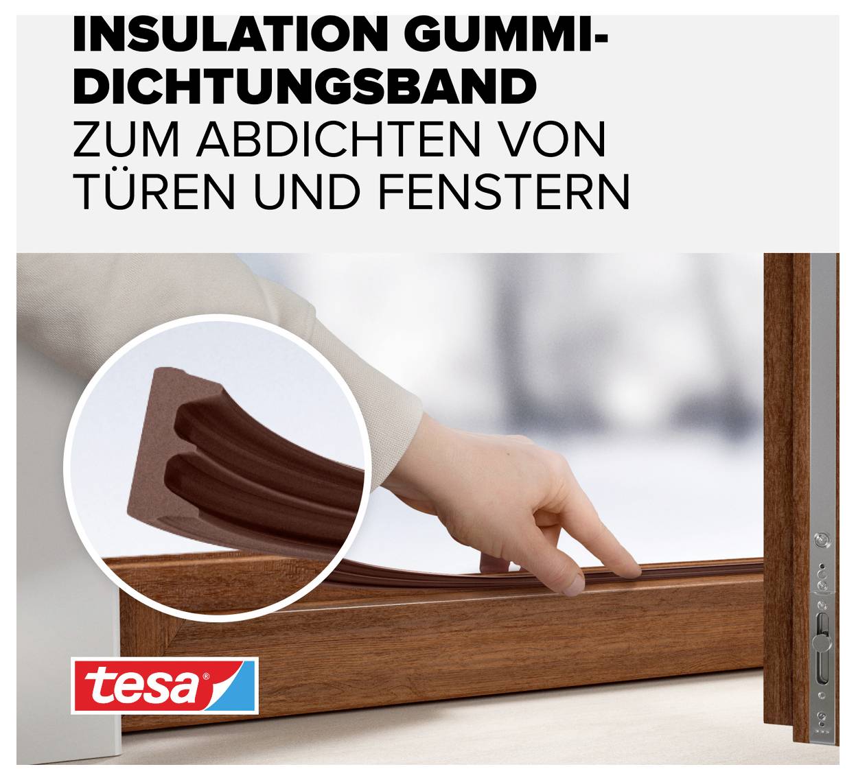Eine Hand drückt ein braunes Gummidichtungsband an einen Türrahmen, um es abzudichten. Oben steht 'Insulation Gummidichtungsband'.