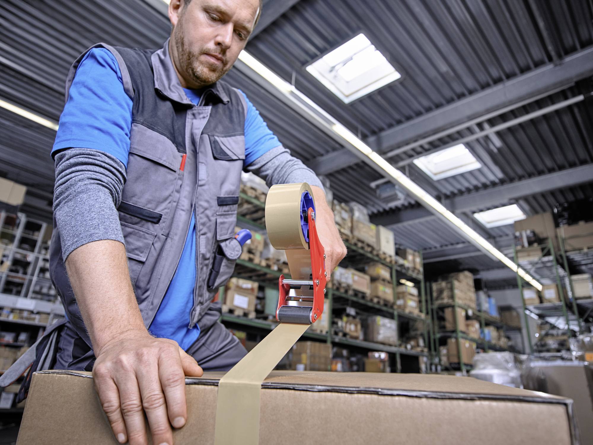 tesa ULTRA STRONG 57176-00000-08 Packband tesapack® Transparent (L x B) 66 m x 50 mm 1 St.