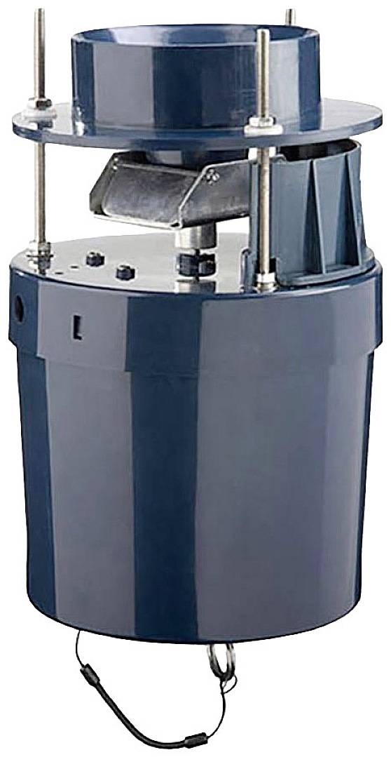 Ein großer, robuster blauer maschineller Verteiler mit freien Metalldüsen und Bolzen, vermutlich im industriellen Kontext eingesetzt.