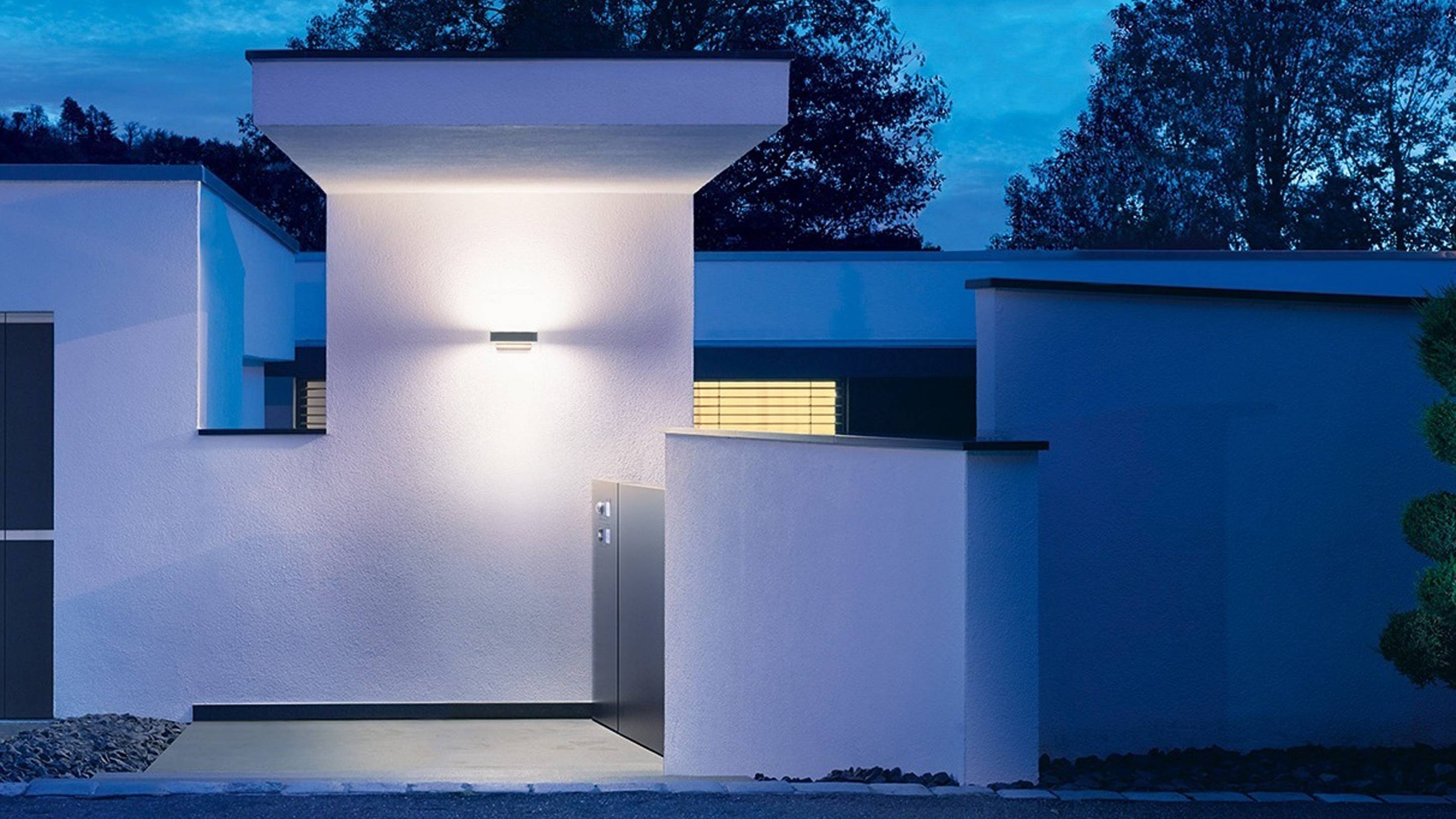 Steinel L 810 S 671310 LED-Außenwandleuchte mit Bewegungsmelder LED LED fest eingebaut 9.8W Silber