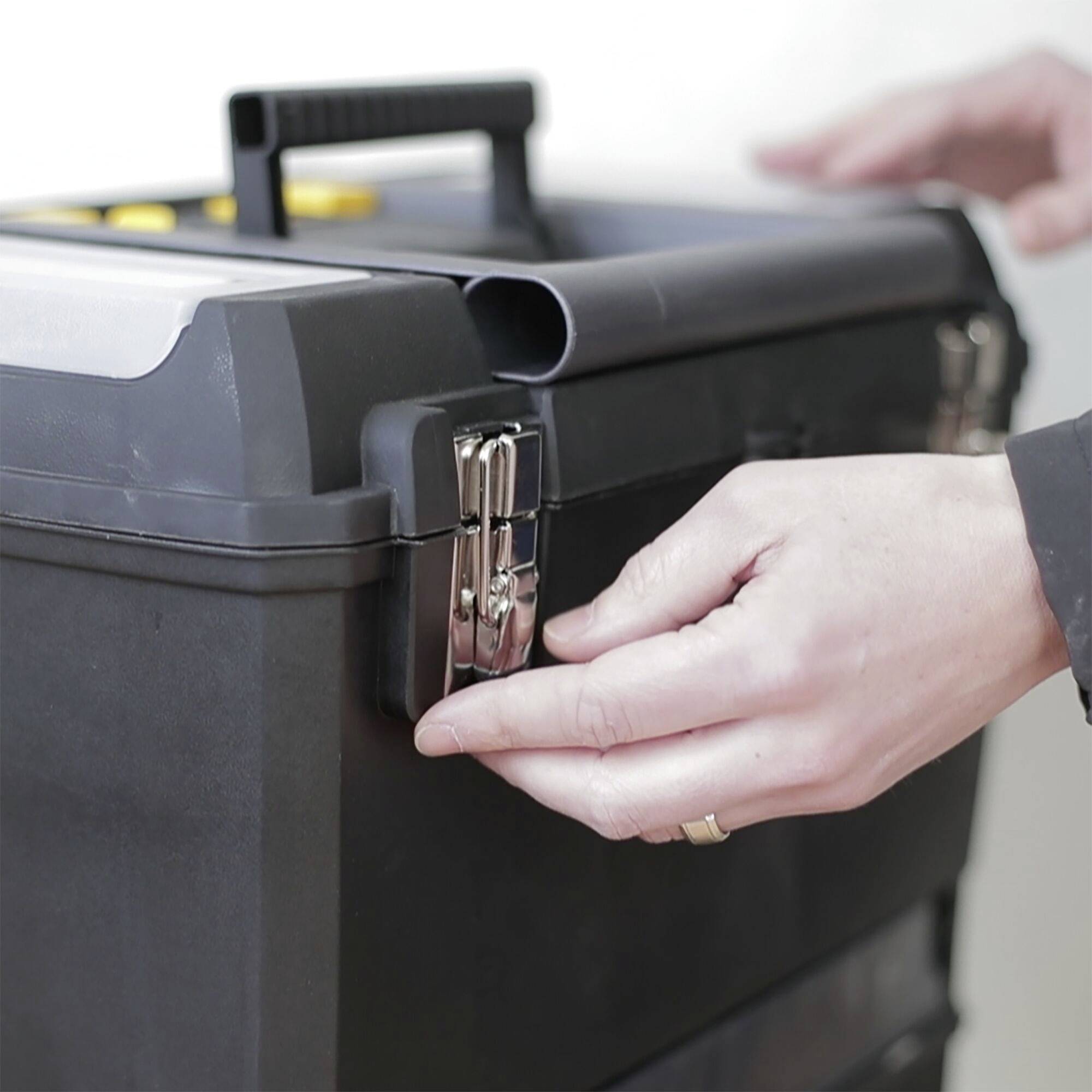 Stanley 1-93-968 Werkzeugkasten unbestückt