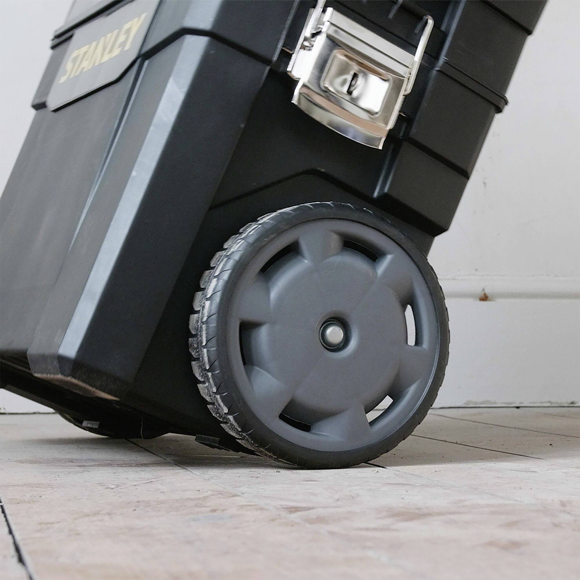 STANLEY 1-93-968 Werkzeugkasten unbestückt