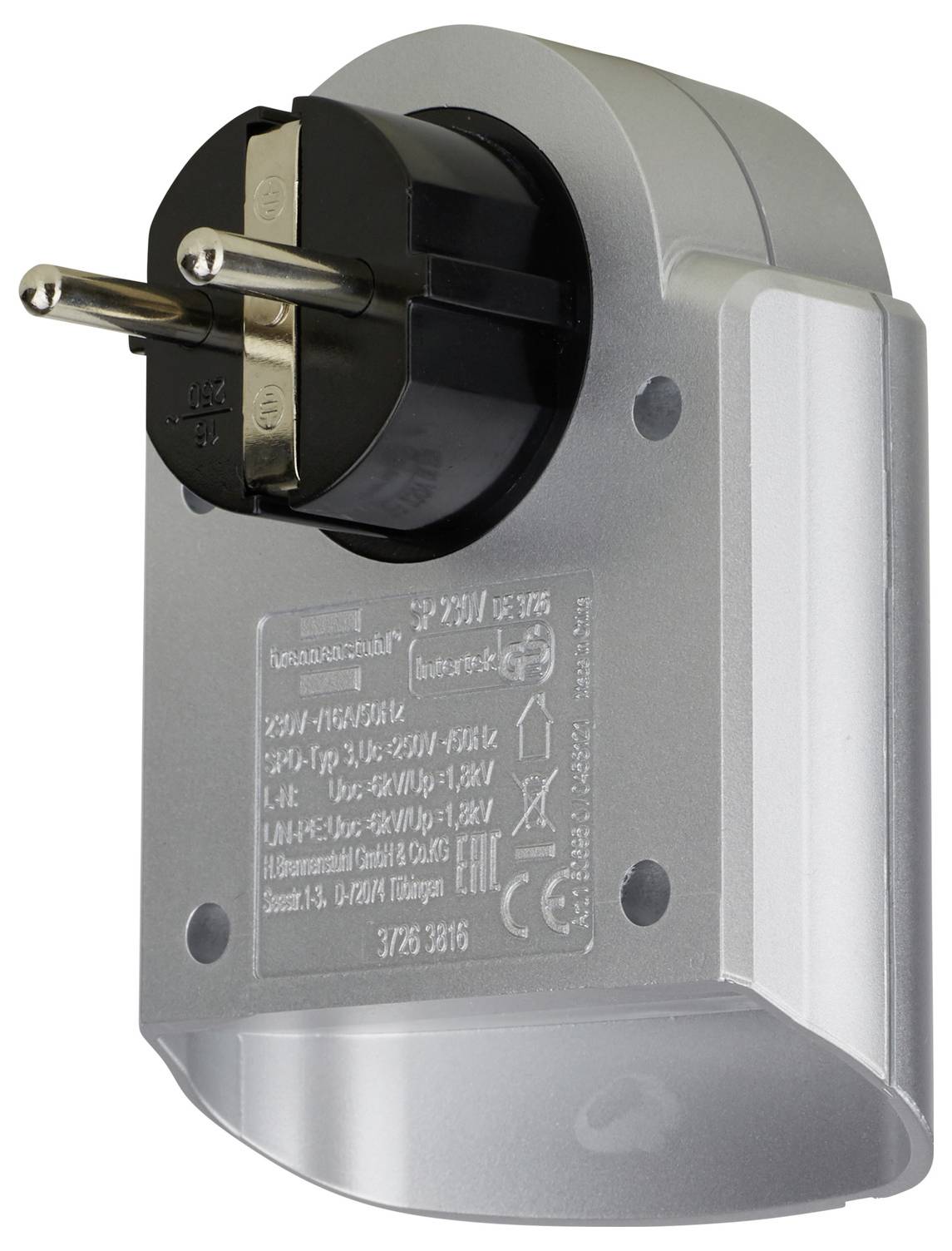 Universeller grauer Reisestecker-Adapter mit dreipoliger europäischer Buchse und schwarzem Steckeradapter auf weißem Hintergrund.