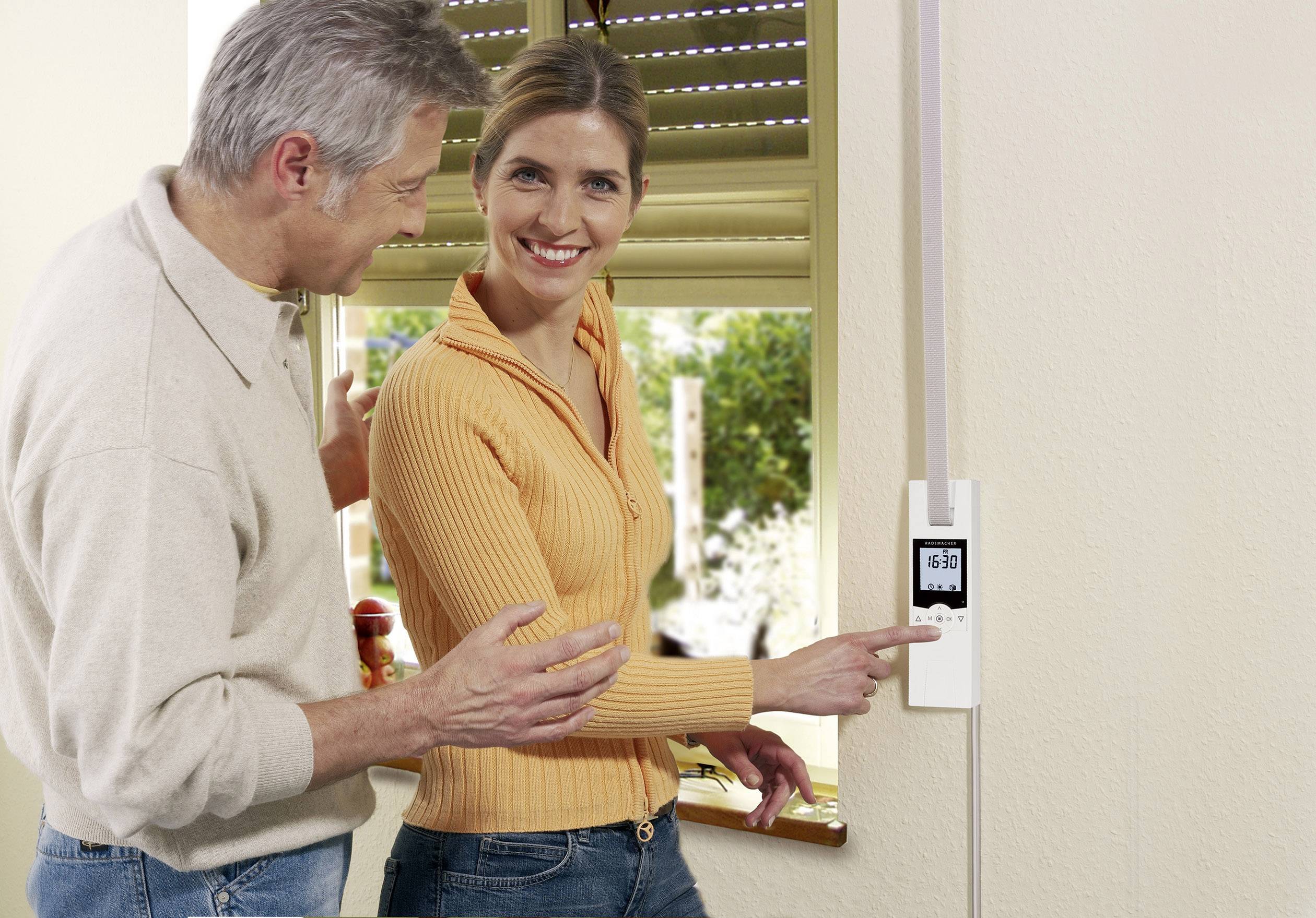 Rademacher 16236019 RolloTron Comfort Plus Elektrischer Gurtwickler 23 mm Zugkraft (max.) 60 kg Unterputz