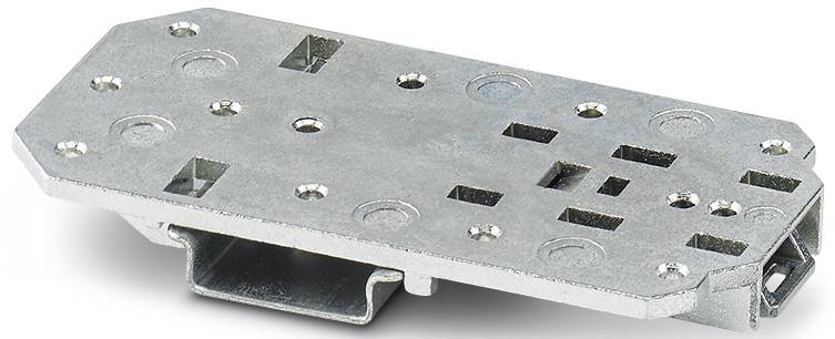 Eine silberne Metallplatte mit mehreren runden Löchern und rechteckigen Aussparungen. Sie ist schräg ausgerichtet.