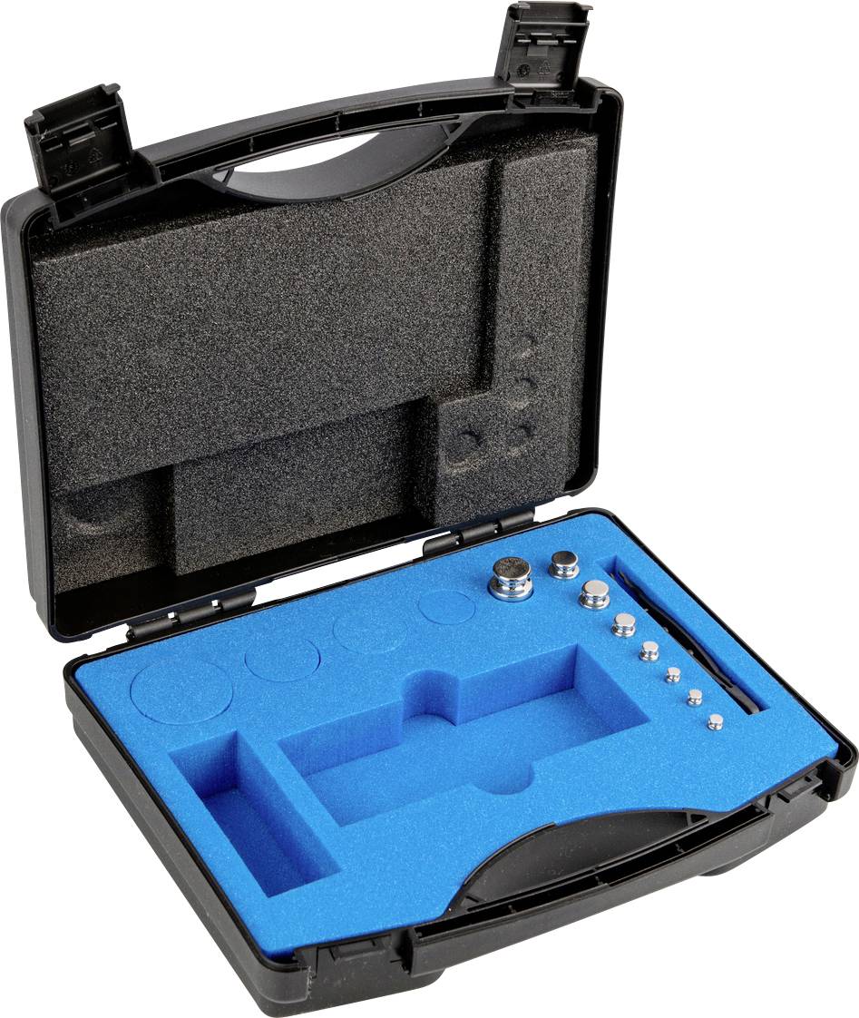 Offener schwarzer Koffer mit blauer Schaumstoffeinlage, darin verschiedene Werkzeuge oder Teile, ordentlich angeordnet.