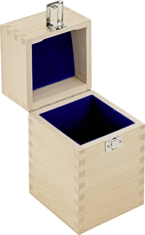 Holzkiste mit geöffnetem Deckel, innen mit blauem Stoff ausgekleidet, zeigt Scharniere und Schließmechanismus, ohne Inhalt.