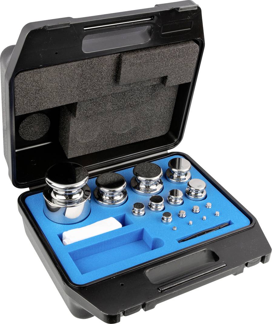 Ein offener Koffer enthält ein Set von Metallgewichten verschiedener Größen, auf einer blauen Schaumstoffeinlage angeordnet.