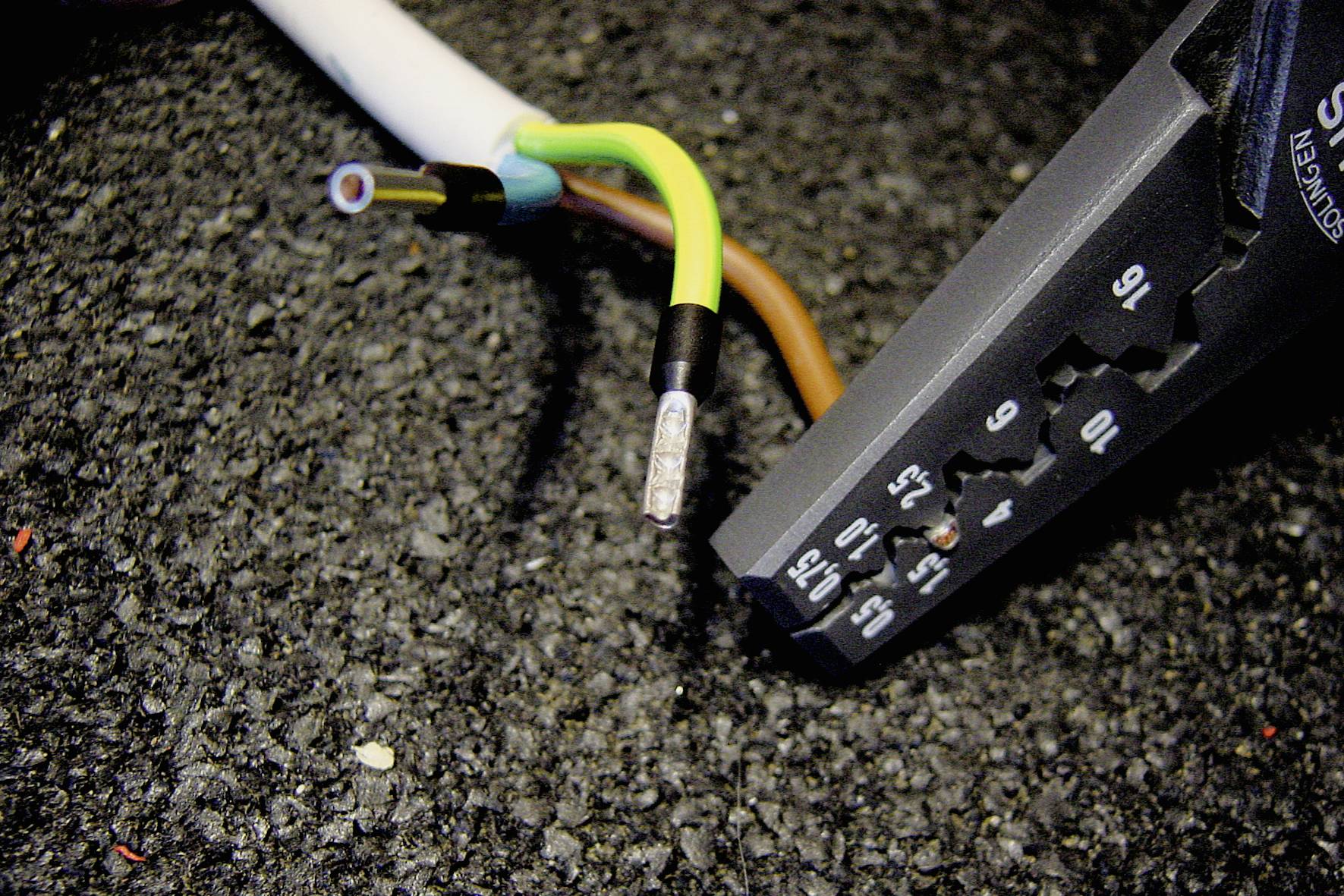 NWS 143-62-190 Presszange Aderendhülsen 0.5 bis 16 mm²