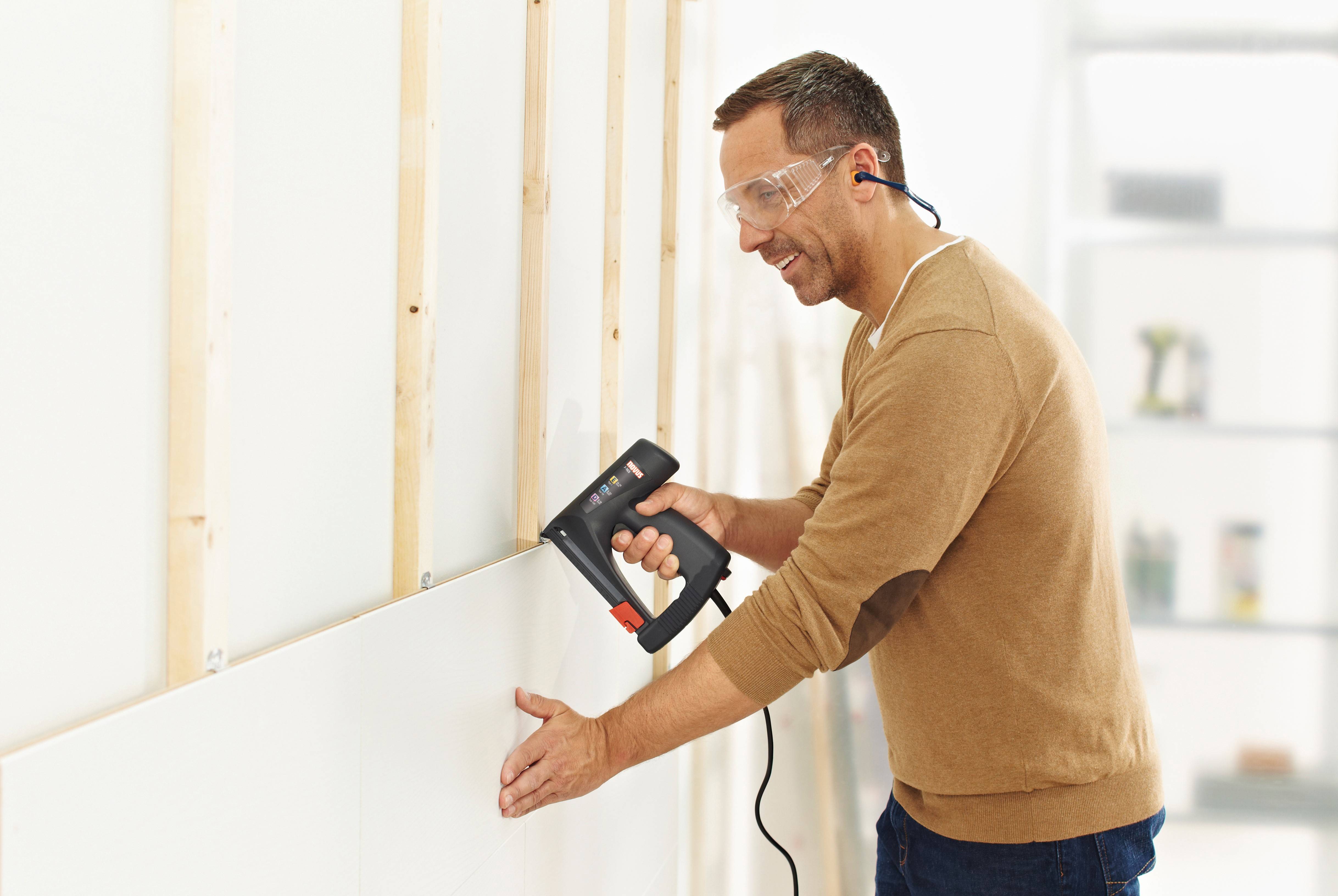 Novus J-105 106441000 Elektrotacker Klammerntyp Typ 53F, Typ 53, Typ 11, Typ 37 Klammernlänge 6 - 1