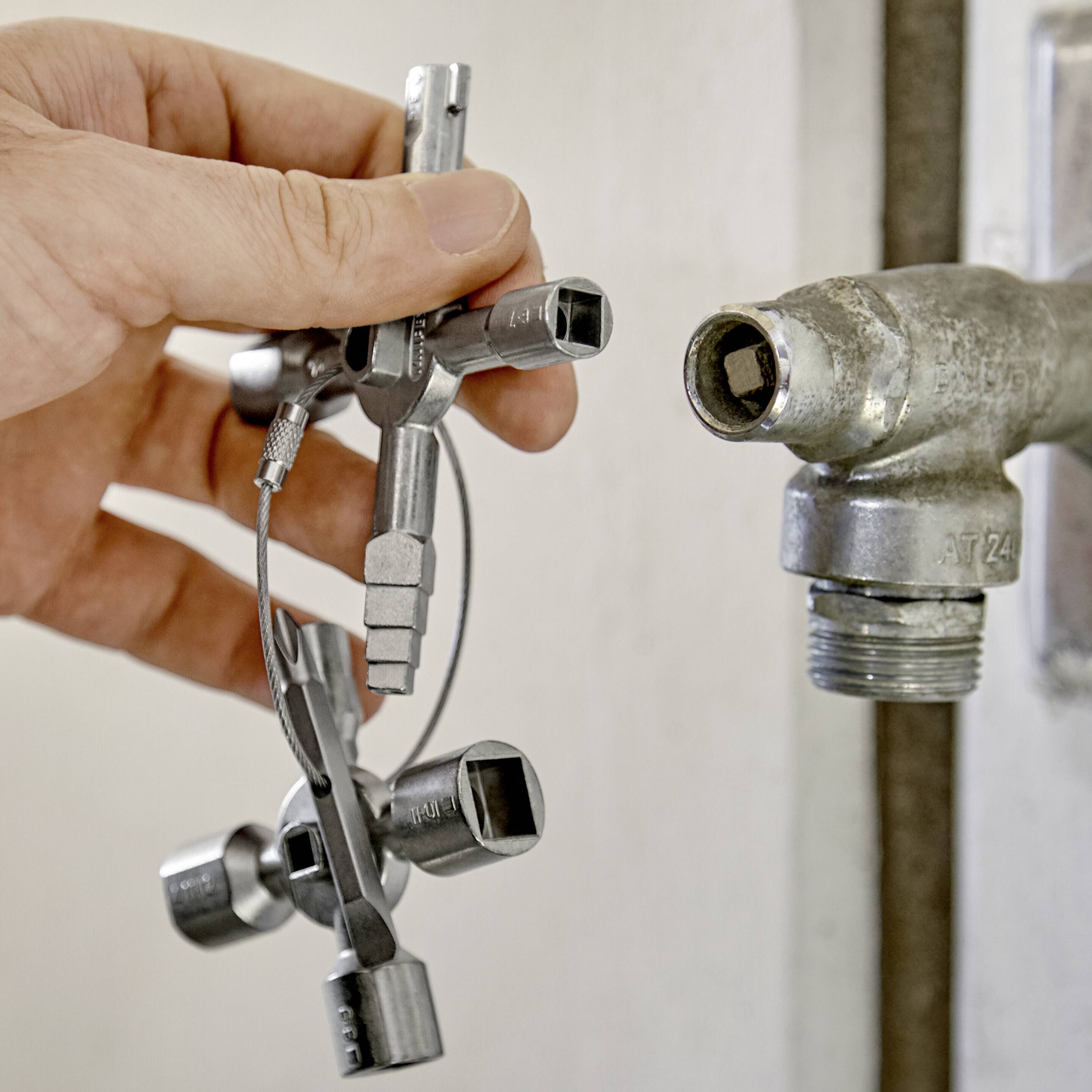 Knipex 00 11 01 Schaltschrankschlüssel 1St.