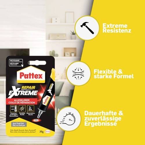 Klebstofftube 'Pattex' im Vordergrund, umgeben von Text: 'Extreme Resistenz', 'Flexible & starke Formel', 'Dauerhafte & zuverlässige Ergebnisse', alles vor einem Wohnzimmerhintergrund.