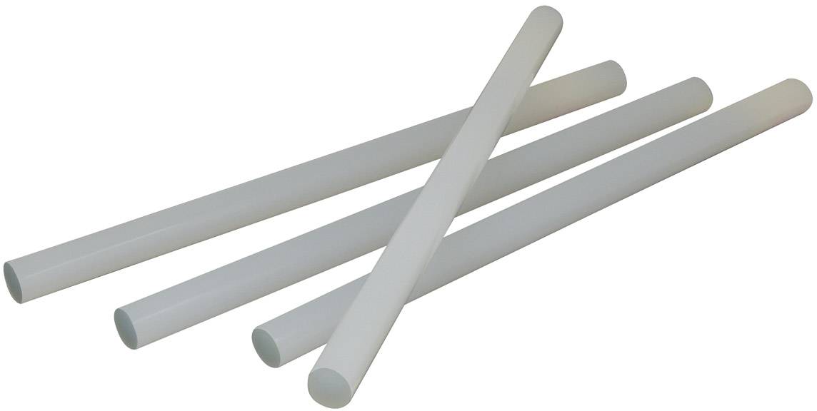 Vier weiße Plastikrohre liegen diagonal übereinander auf einer weißen Oberfläche.