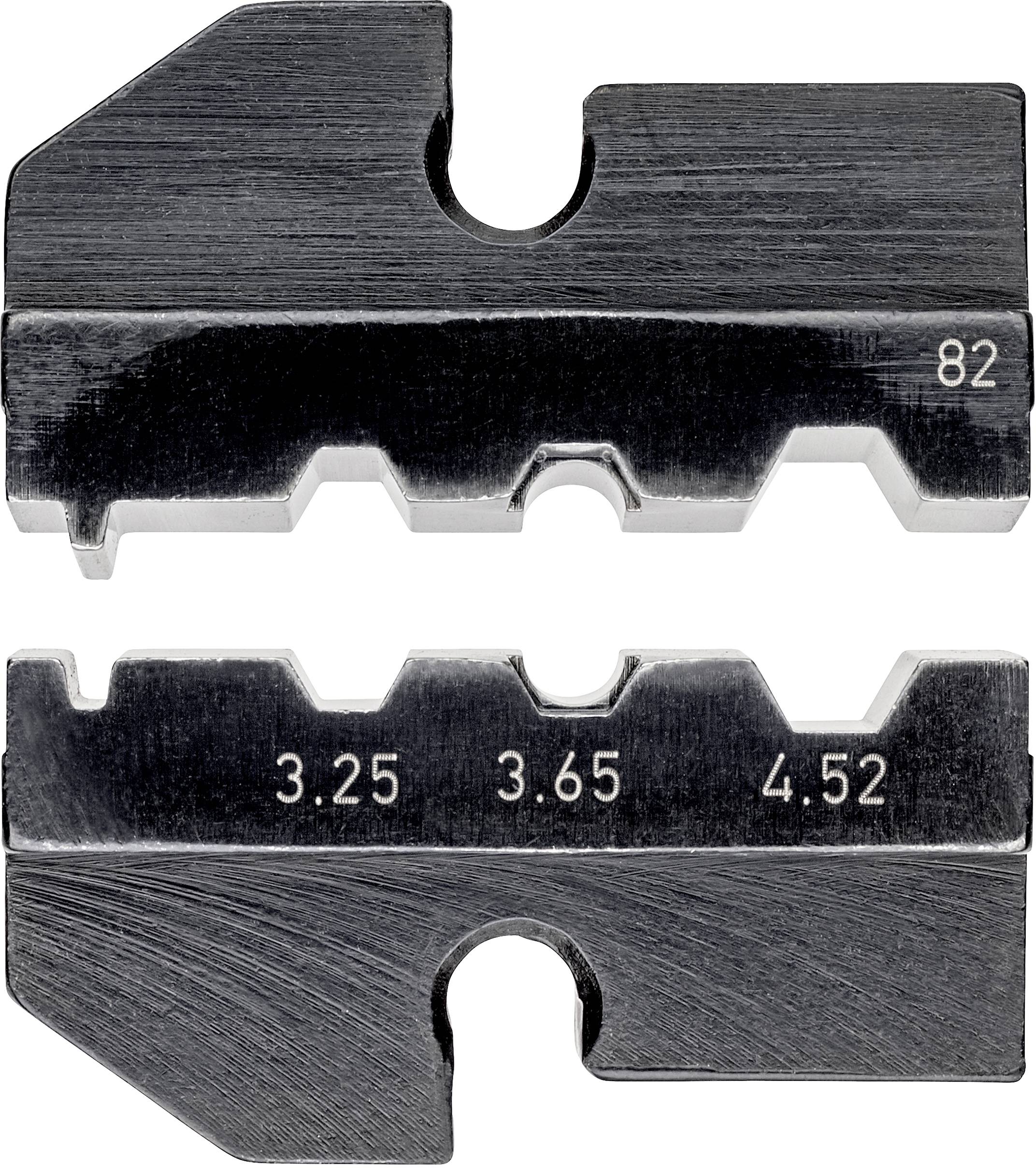 Ein Metallprüfwerkzeug mit drei Einsteckschlitzen, die mit den Maßen '3.25', '3.65' und '4.52' gekennzeichnet sind.