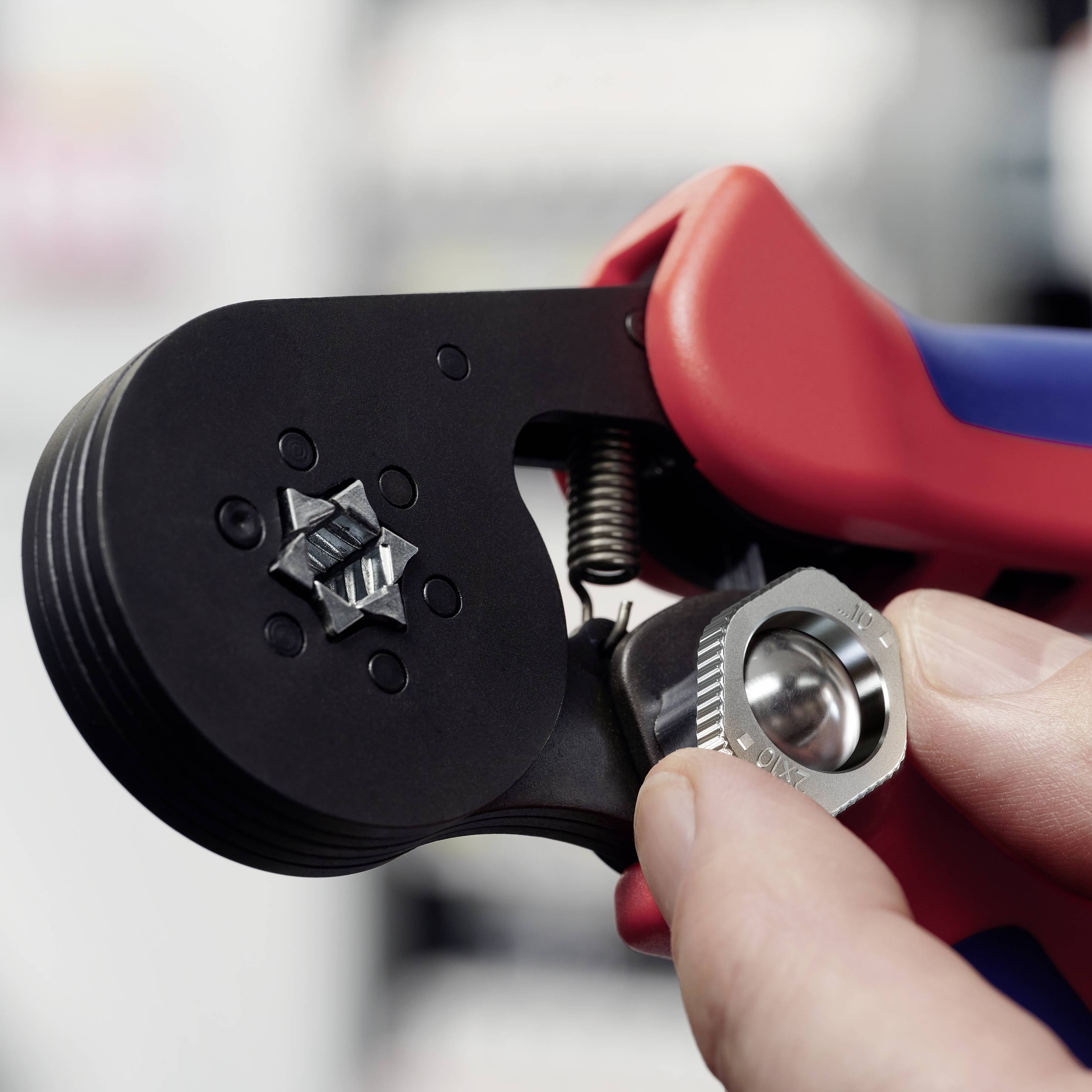 Knipex 97 53 14 Crimpzange Aderendhülsen 0.08 bis 16mm²