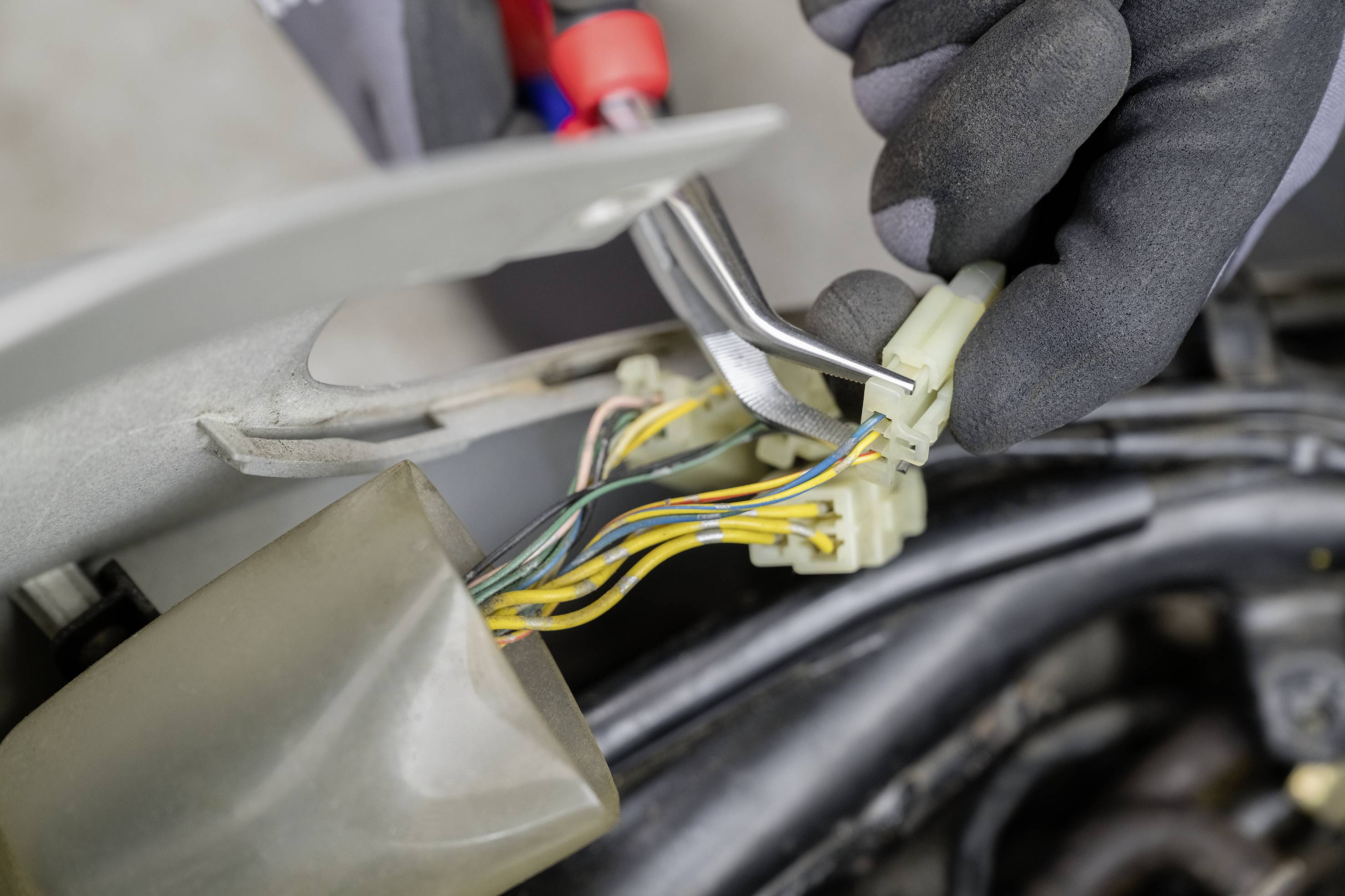 Knipex 26 25 200 Elektronik- u. Feinmechanik Flachrundzange 40° gebogen Vanadium Elektrostahl 200 mm