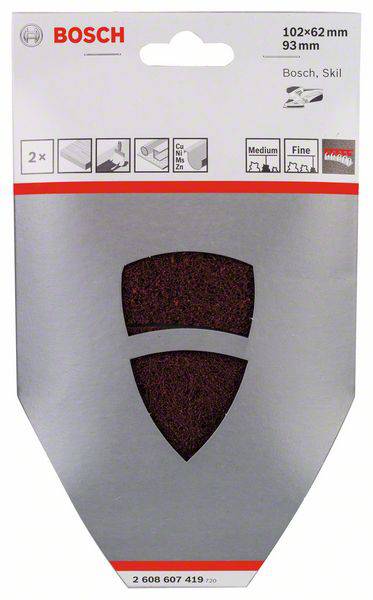 Verpackung für Schleifblätter. Marke 'Bosch'. Maße 102x62 mm, 93 mm. Geeignet für Bosch und Skil. Enthält zwei Schleifblätter, Körnung Medium und Fein.