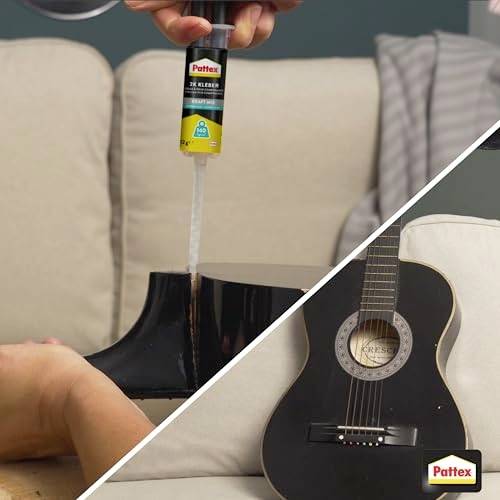 Eine Person trägt Pattex-Klebstoff auf einen Gitarrenhals auf und zeigt damit die Produktverwendung zur Reparatur, wobei die Gitarre rechts vollständig und intakt abgebildet ist.