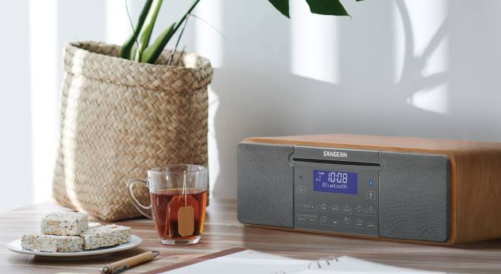 Sangean DDR-47 BT Tischradio DAB+, UKW AUX, CD, SD, USB Holz
