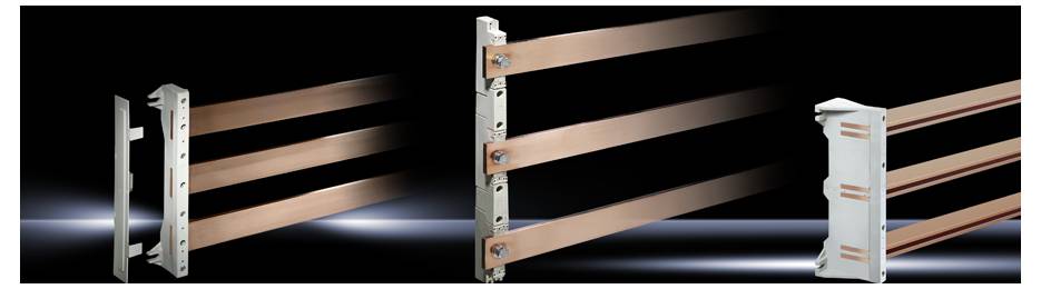 Kupfer-Leiterbahnen, horizontal angeordnet, montiert in silbernen Halterungen. Sie leiten Strom in elektrischen Systemen.