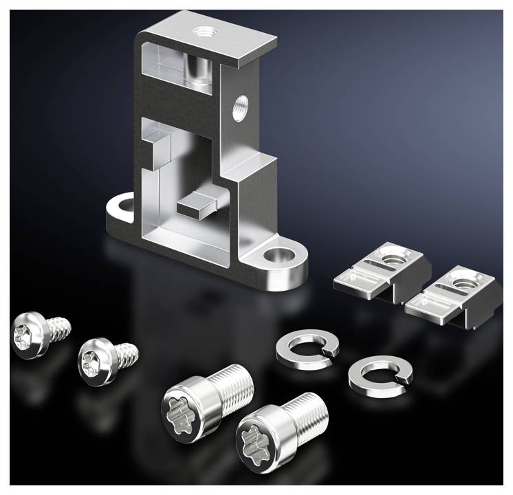 Metallische Montagehalterung mit Schrauben, Unterlegscheiben und Clips auf schwarzem Hintergrund. Einsatz in Maschinenbau.