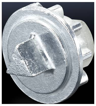 Silbernes, zylinderförmiges Metallteil mit einer flachen Scheibe und einem hervorstehenden Keil in der Mitte.