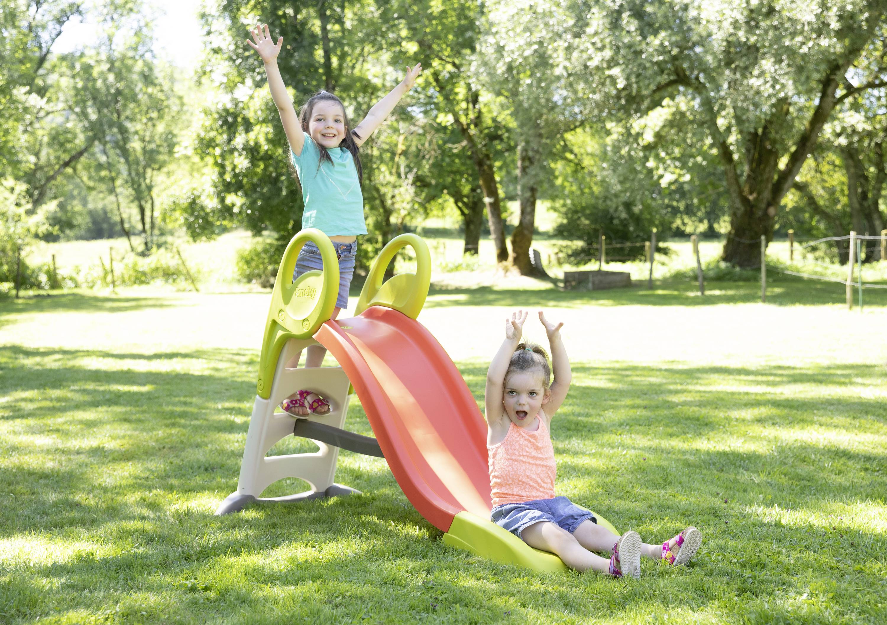 Smoby KS Rutsche mit Wasseranschluss