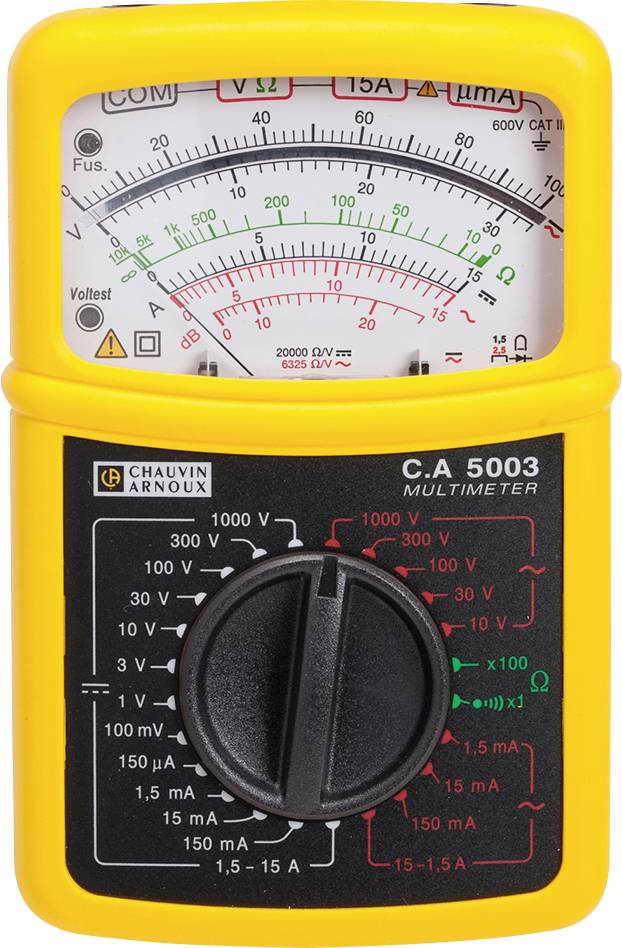 Analoges Multimeter, gelb-schwarz, mit Anzeigen für Spannung, Strom und Widerstand. Schalter für Messbereichsauswahl.