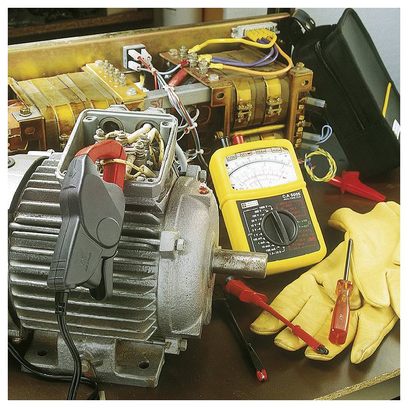 Chauvin Arnoux C.A 5005 + MN 89 Hand-Multimeter analog CAT III 600V