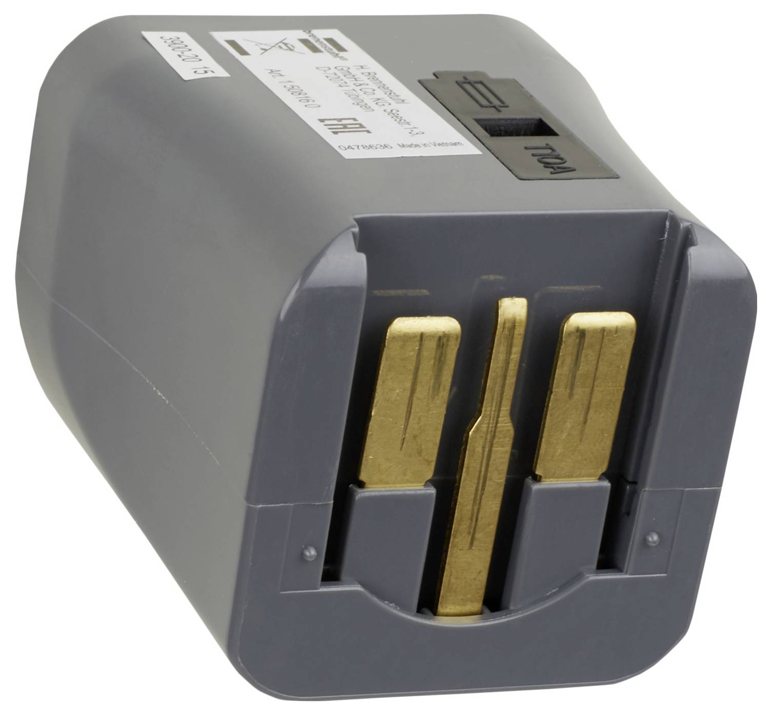 Nahaufnahme eines grauen Batteriepakets mit drei goldenen Anschlussklemmen auf der Vorderseite und Produktetiketten oben, dargestellt vor weißem Hintergrund.