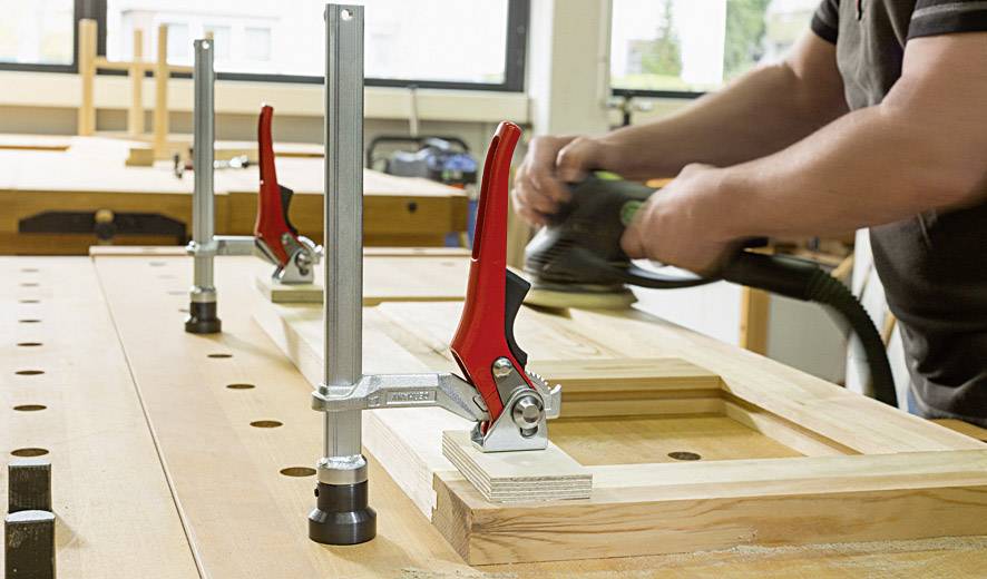 Bessey Schraubzwinge für Schweißtische mit variabler Ausladung mit 2K-Griff TWV28-30-17-2K