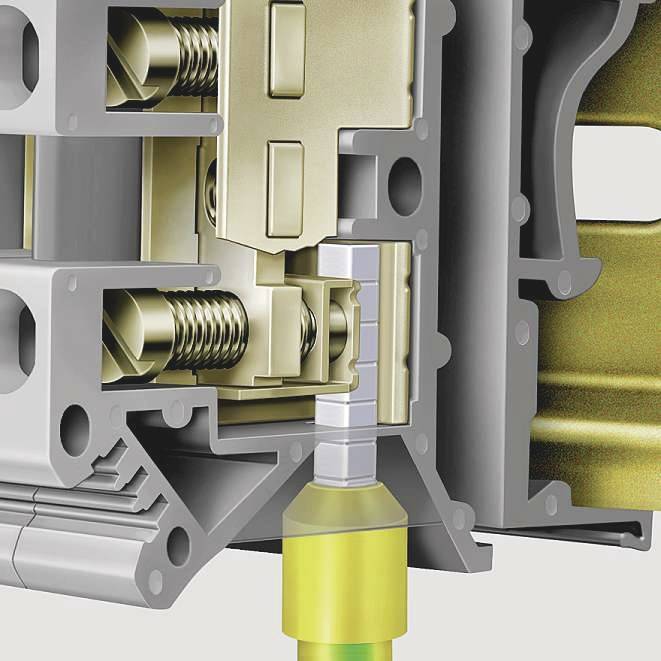 Querschnitt einer Fensterverriegelung mit metallischen Komponenten, Federn und Bolzenstrukturen, die den Sicherheitsmechanismus zeigen.