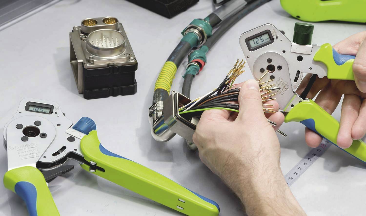 Rennsteig Werkzeuge DigiCrimp MIL 8.72-6 8726 0000 61 Crimpzange Gedrehte Stift- und Buchsenkontakte 0.08 bis 2.5mm² Inkl