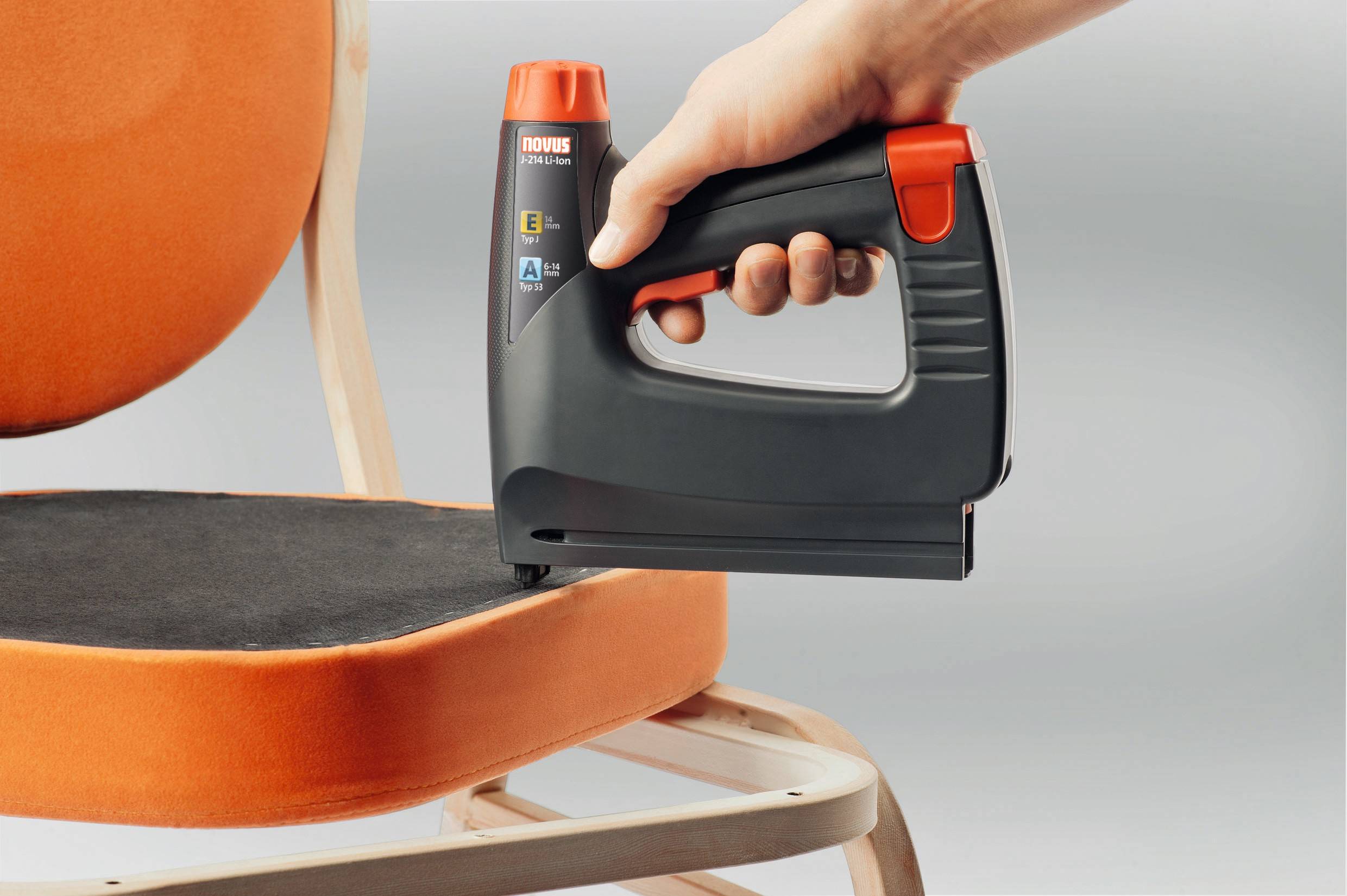 Novus Tools J 214 110021263 Akkutacker Klammerntyp Typ 53 Klammernlänge 6 - 14 mm inkl. Koffer, inkl. Akku