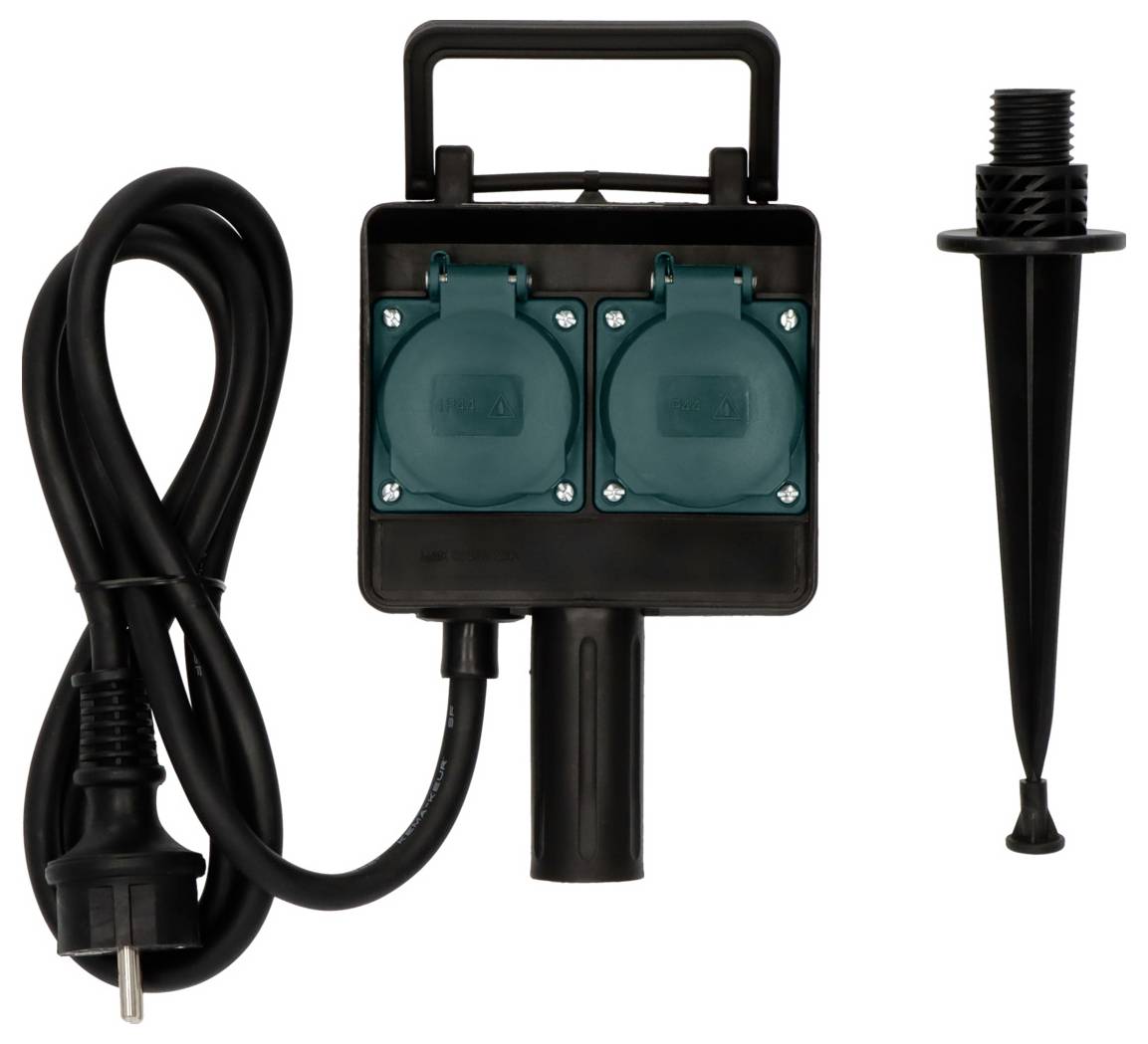 Tragbare Outdoor-Doppelsteckdosenbox mit Stromkabel und Erdungsmontageadapter, gezeigt auf weißem Hintergrund.