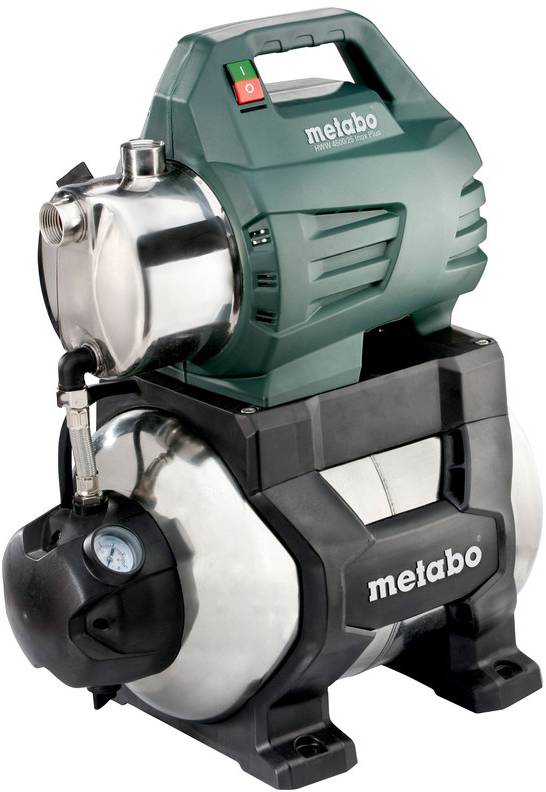 Tragbare Metabo-Pumpe mit Edelstahltank und Druckmesser, gezeigt auf weißem Hintergrund.