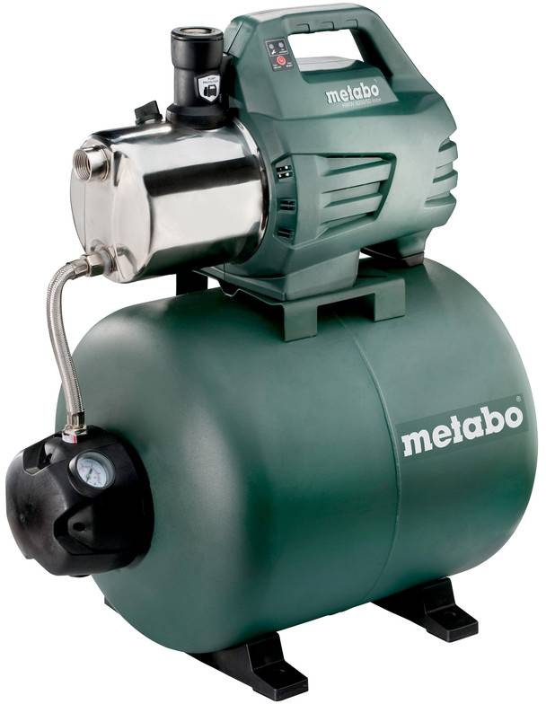 Grüner tragbarer Metabo-Luftkompressor mit angebrachtem Tank und Druckanzeige auf weißem Hintergrund.